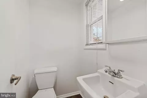 4269 Labyrinth Rd, Baltimore, MD 21215 photo 18