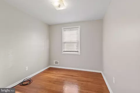 4269 Labyrinth Rd, Baltimore, MD 21215 photo 11