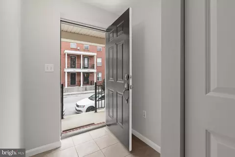 4606 Dillon St, Baltimore, MD 21224 photo 3