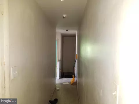 3012 Oakley Ave, Baltimore, MD 21215 photo 8