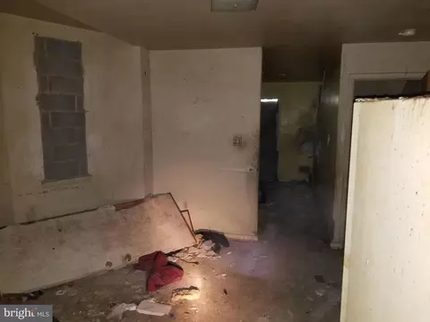 3012 Oakley Ave, Baltimore, MD 21215 photo 3