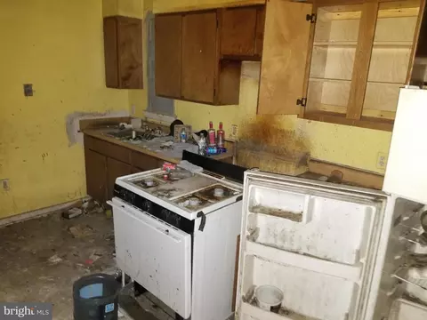 3012 Oakley Ave, Baltimore, MD 21215 photo 6