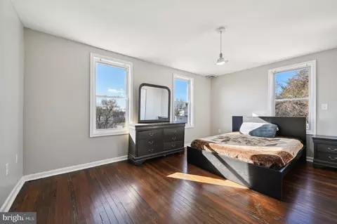 Bedroom - 3410 Hamilton Ave, Baltimore, MD 21214 photo 7 of 13