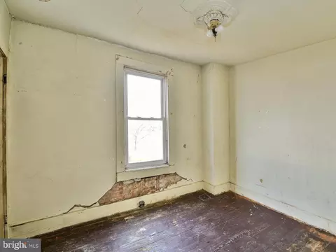 Bedroom - 2508 Huron St, Baltimore, MD 21230 photo 3 of 8