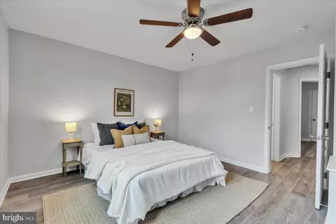 Bedroom - 4 S Monastery Ave, Baltimore, MD 21229 photo 3 of 3