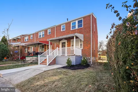 5450 Lynview Ave, Baltimore, MD 21215 photo 2
