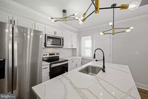 5450 Lynview Ave, Baltimore, MD 21215 photo 14