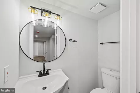 5450 Lynview Ave, Baltimore, MD 21215 photo 29