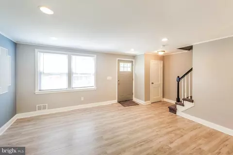 Living - 910 Reverdy Rd, Baltimore, MD 21212 photo 2 of 2