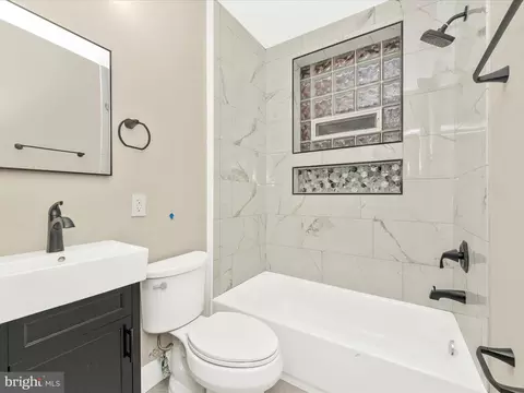 Bath - 310 E 25th St, Baltimore, MD 21218 photo 3 of 4