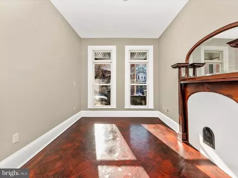 Living - 310 E 25th St, Baltimore, MD 21218 photo 3 of 11