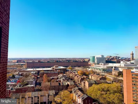 View/Area - 10 E Lee St #1409, Baltimore, MD 21202 photo 1 of 8