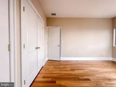 Bedroom - 10 E Lee St #1409, Baltimore, MD 21202 photo 5 of 6