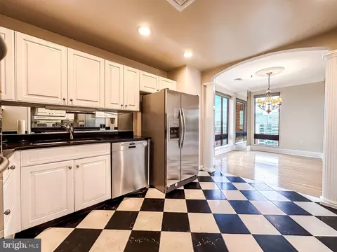 Kitchen - 10 E Lee St #1409, Baltimore, MD 21202 photo 3 of 4