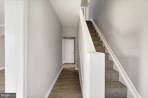 Entry Way - 4516 Mannasota Ave, Baltimore, MD 21206 photo 1 of 12