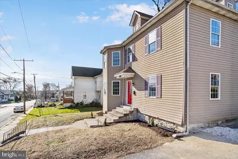 Exterior - 4516 Mannasota Ave, Baltimore, MD 21206 photo 3 of 8