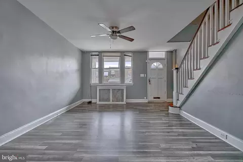 Living - 4416 Kavon Ave, Baltimore, MD 21206 photo 2 of 4