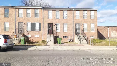 1104 Laurens St, Baltimore, MD 21217