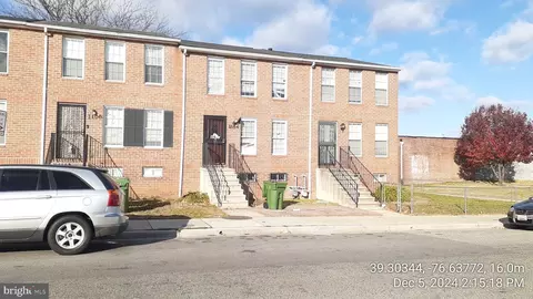 1104 Laurens St, Baltimore, MD 21217 photo 2
