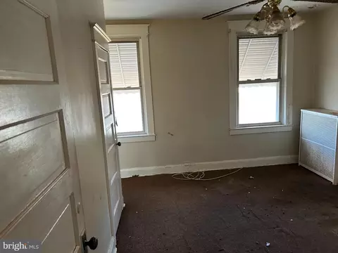 19 Monastery Ave, Baltimore, MD 21229 photo 13