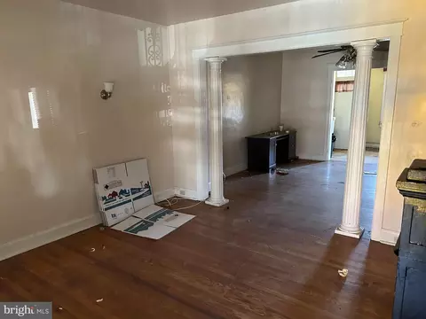 19 Monastery Ave, Baltimore, MD 21229 photo 5