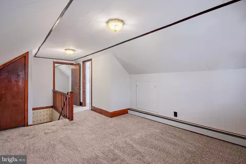 Entry Way - 6610 Bushey St, Baltimore, MD 21224 photo 3 of 5