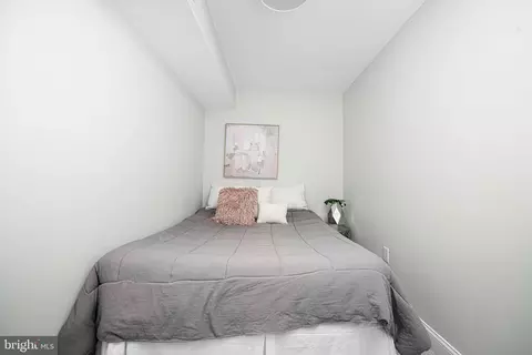 Bedroom - 3108 Mcelderry St, Baltimore, MD 21205 photo 4 of 4
