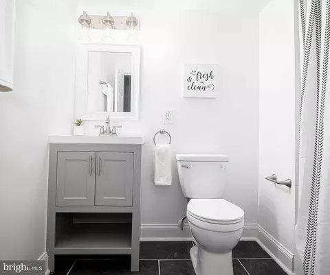 Bath - 3108 Mcelderry St, Baltimore, MD 21205 photo 1 of 1