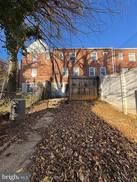 Exterior - 4421 Eldone Rd, Baltimore, MD 21229 photo 2 of 3