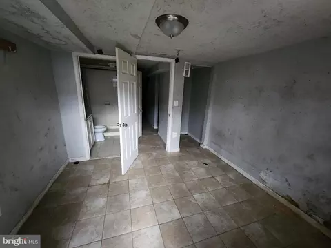 503 N Glover St, Baltimore, MD 21205 photo 4