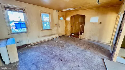 5348 Cuthbert Ave, Baltimore, MD 21215 photo 4