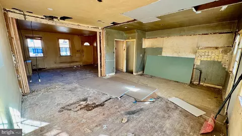 5348 Cuthbert Ave, Baltimore, MD 21215 photo 5