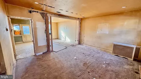 5348 Cuthbert Ave, Baltimore, MD 21215 photo 2