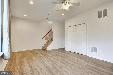 Living - 854 E Lombard St, Baltimore, MD 21202 photo 2 of 6