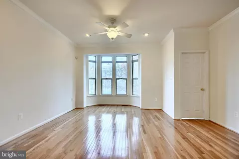 Living - 854 E Lombard St, Baltimore, MD 21202 photo 5 of 6