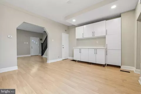 3501 Esther Pl, Baltimore, MD 21224 photo 6