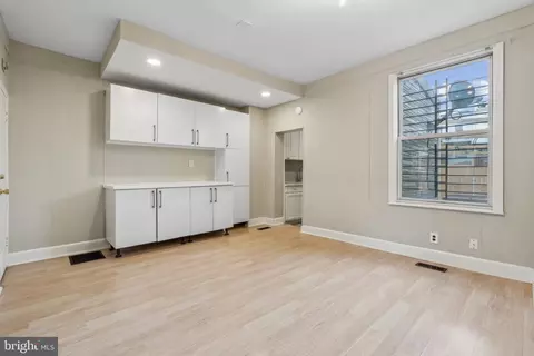 3501 Esther Pl, Baltimore, MD 21224 photo 7