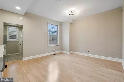 3501 Esther Pl, Baltimore, MD 21224 photo 5