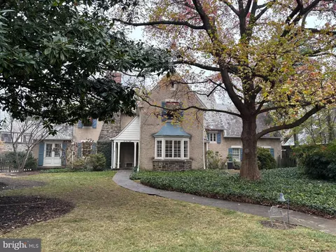 5508 Lombardy Pl, Baltimore, MD 21210