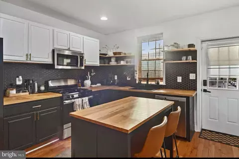 Kitchen - 400 Oldham St, Baltimore, MD 21224 photo 2 of 2