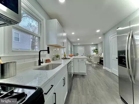 Kitchen - 4812 Lanier Ave, Baltimore, MD 21215 photo 3 of 5