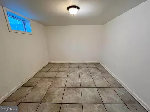 50 Talbott St, Baltimore, MD 21225 photo 9