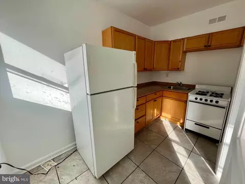 50 Talbott St, Baltimore, MD 21225 photo 13