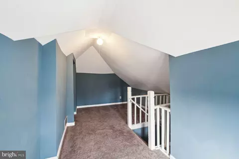 Entry Way - 68 N Monastery Ave, Baltimore, MD 21229 photo 13 of 16