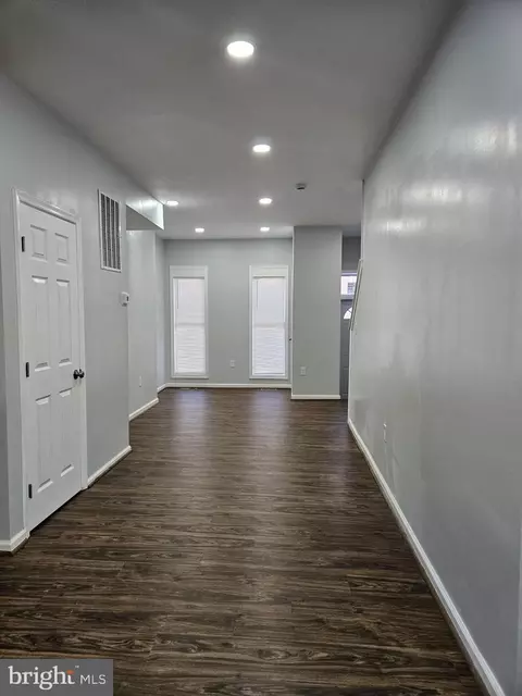 Entry Way - 2102 Division St, Baltimore, MD 21217 photo 3 of 5