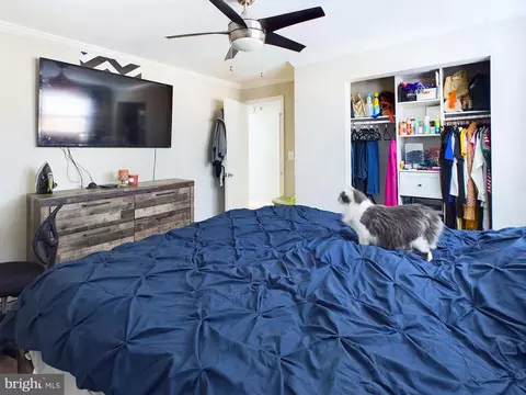 Bedroom - 3620 Bonview Ave, Baltimore, MD 21213 photo 1 of 8