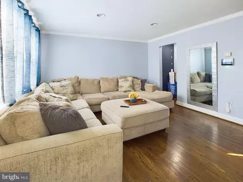 Living - 3620 Bonview Ave, Baltimore, MD 21213 photo 1 of 2