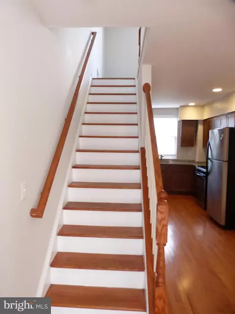 1622 Elkins Ln, Baltimore, MD 21230 photo 5