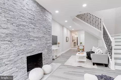 Entry Way - 1114 Guilford Ave, Baltimore, MD 21202 photo 1 of 9