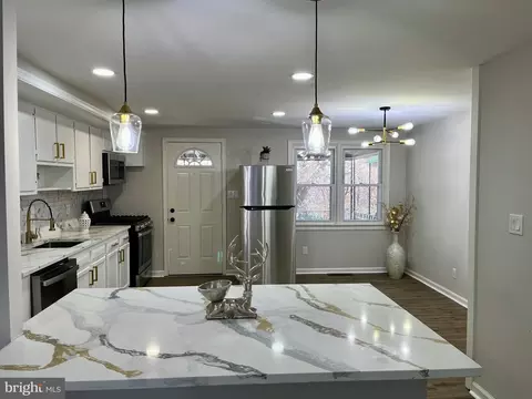 3009 Mallview Rd, Baltimore, MD 21230 photo 3